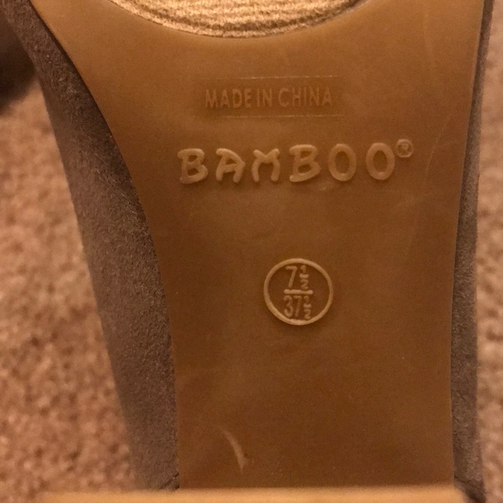 Heels - Picture 4 of 4